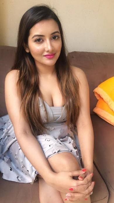 Ananya R. - Full Body Massage Expert